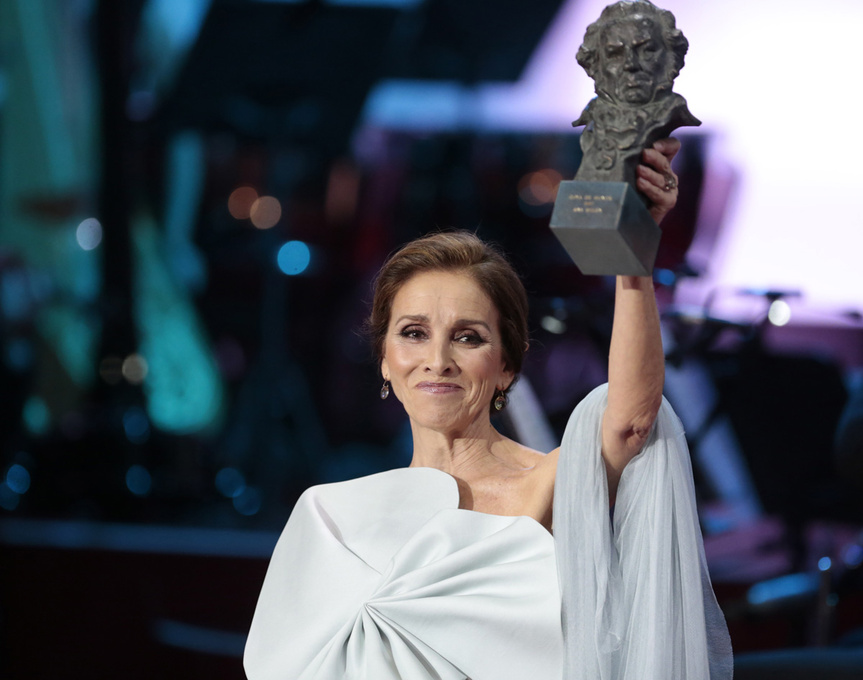 Cómo ser mujer y no morir en el intento
